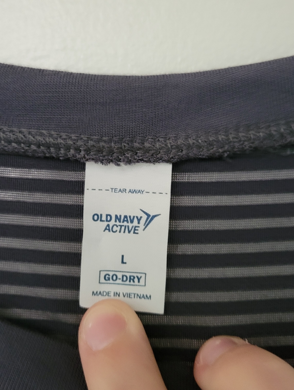NWT Old Navy Active mesh Back Activewear Casual Gray Tshirt Size Large - Picture 6 of 7